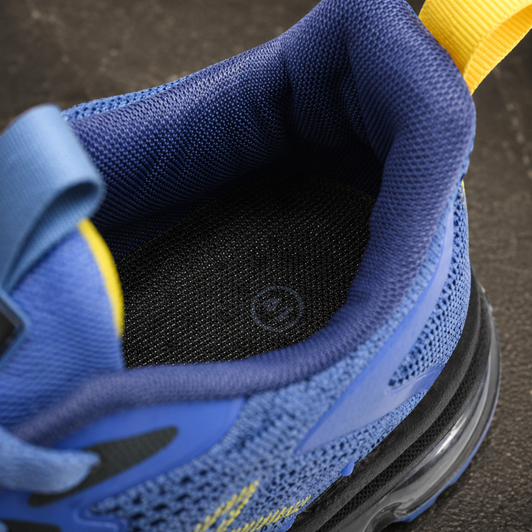 Comfort Runner Sneakers